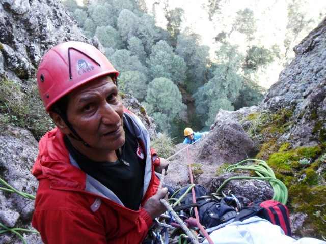 Instructoternera y equipo